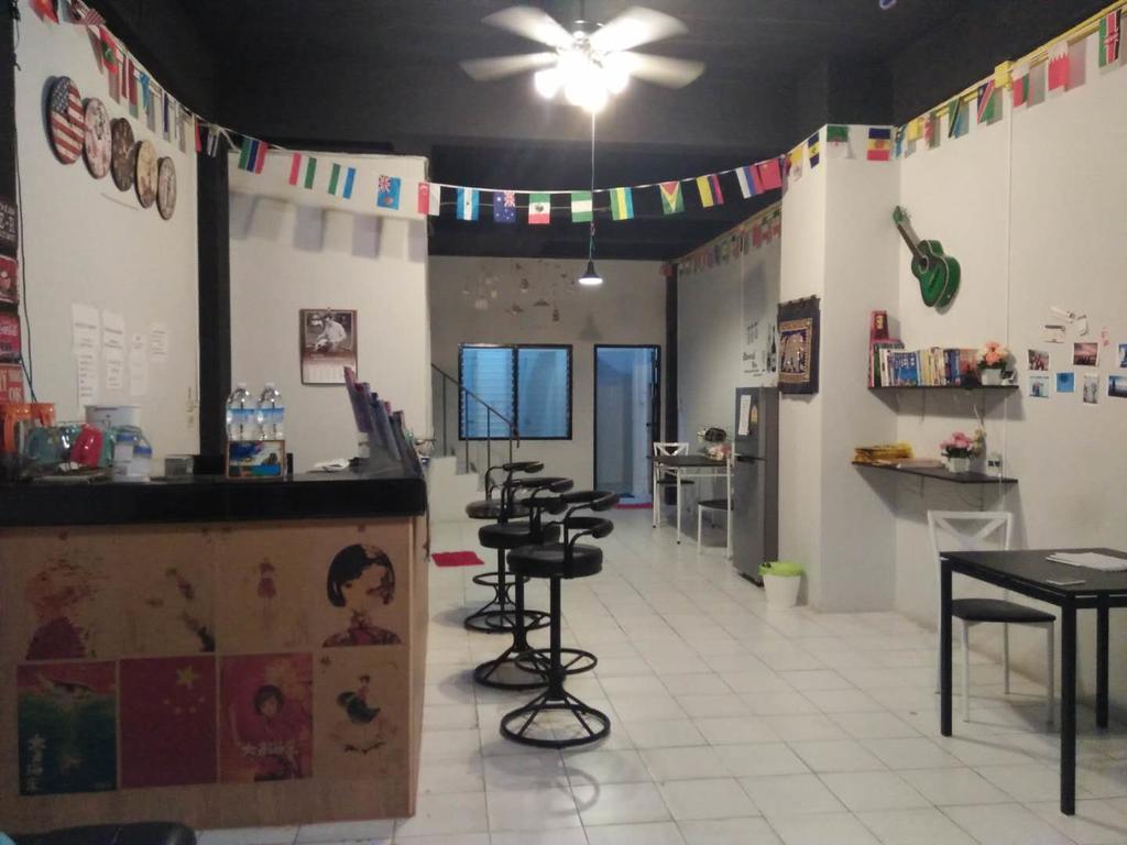 The Galiness International Backpacker Hostel Phuket Patong Eksteriør billede